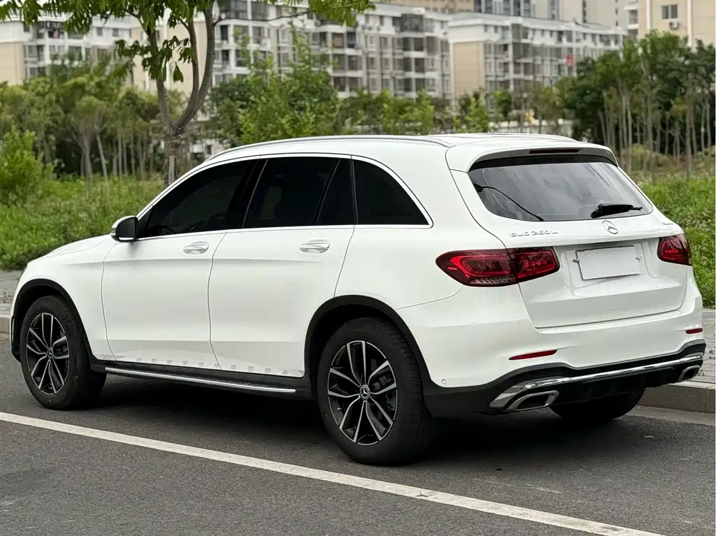 Mercedes-Benz GLC 2021 — фото 13