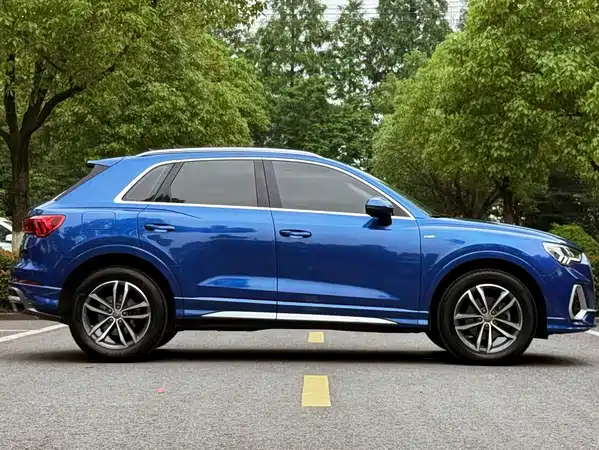 Audi Q3 2021