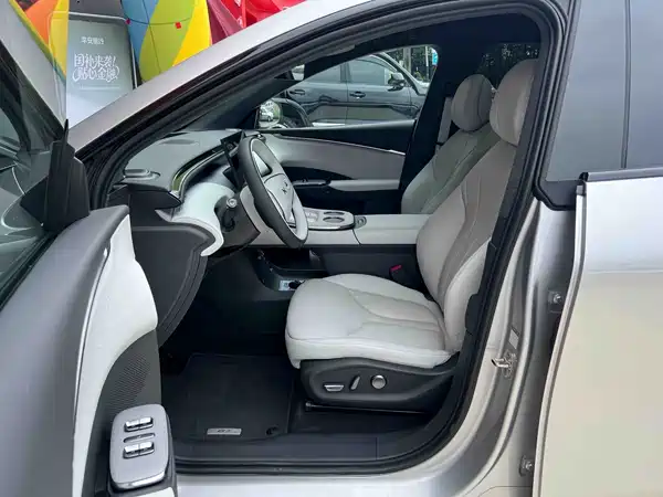 XPeng G7 2025