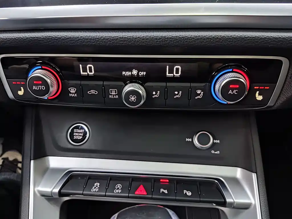 Audi Q3 2022 — фото 12