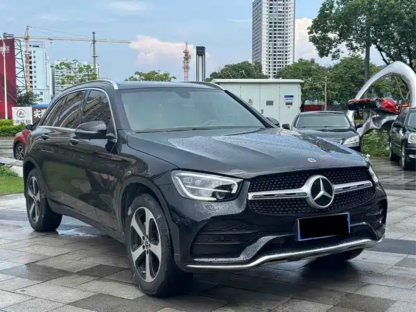 Mercedes-Benz GLC 2023
