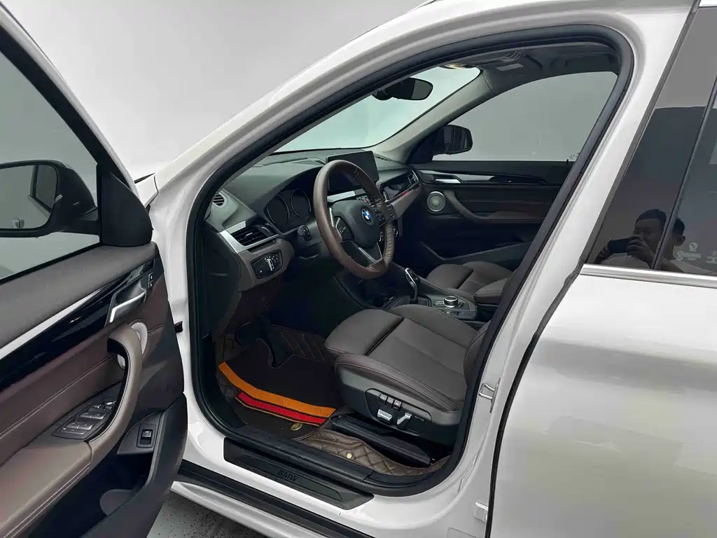 BMW X1 2022 — фото 9
