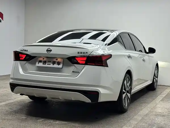 Nissan Teana 2021
