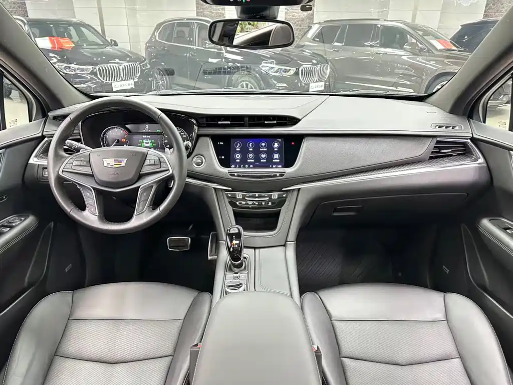 Cadillac XT5 2024 — фото 15