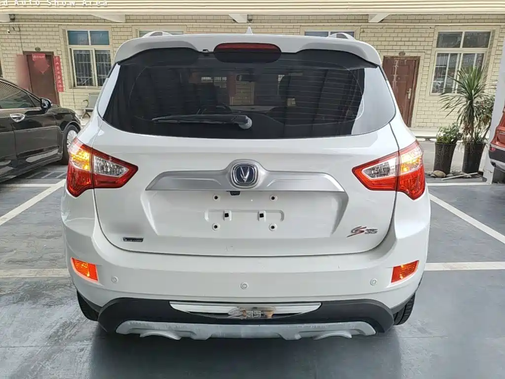 Changan CS35 2016