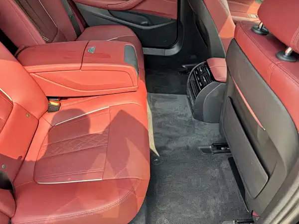 BMW 5 Series New Energy 2023