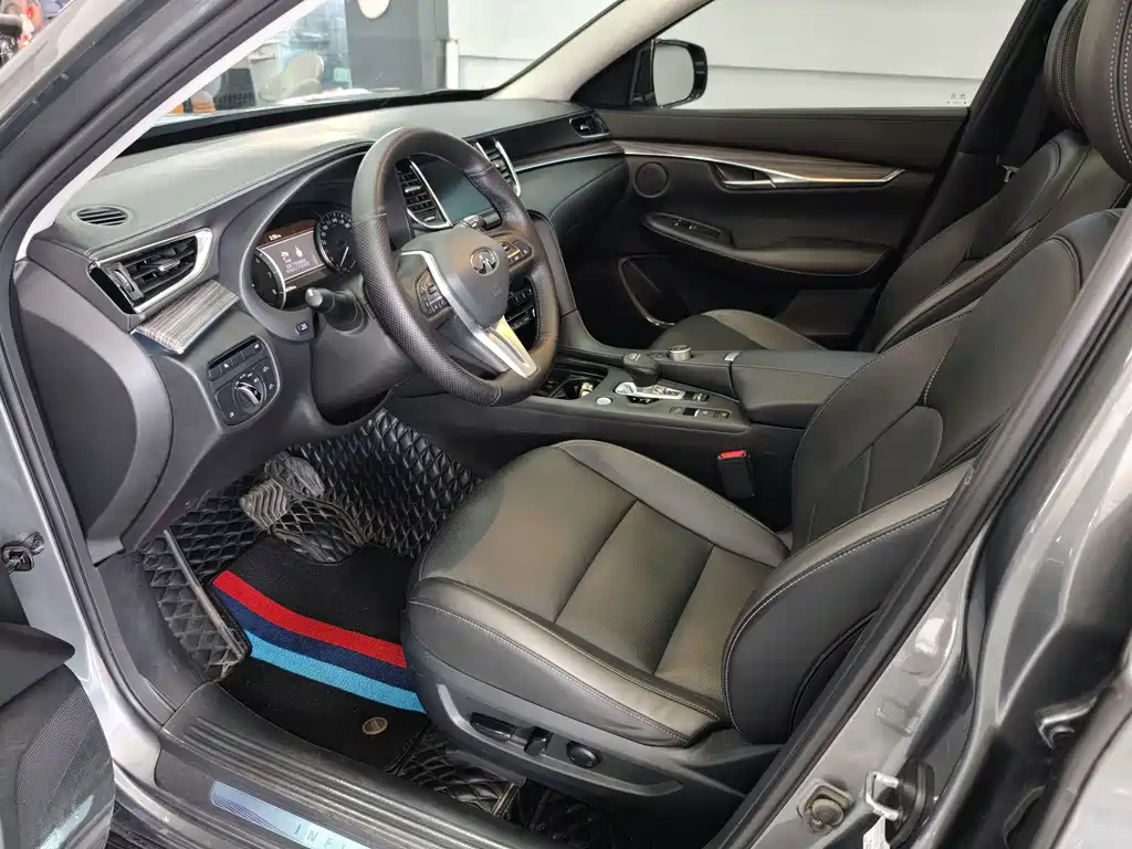 Infiniti QX50 2022