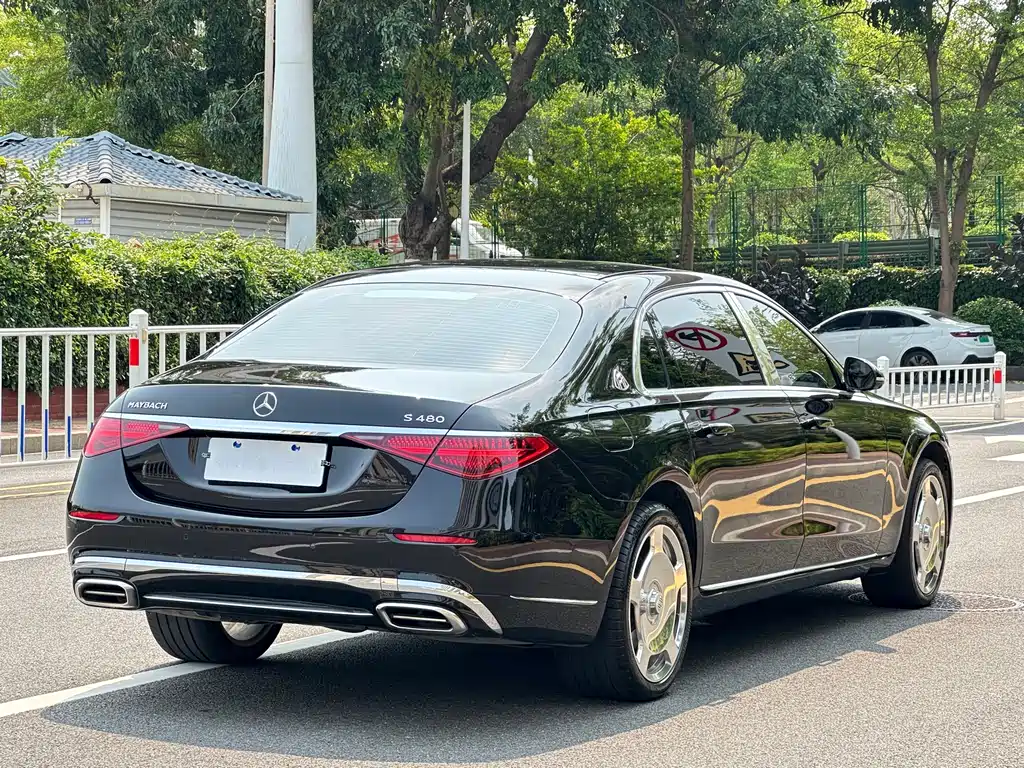 Mercedes-Benz Maybach S-Class 2021 — фото 11