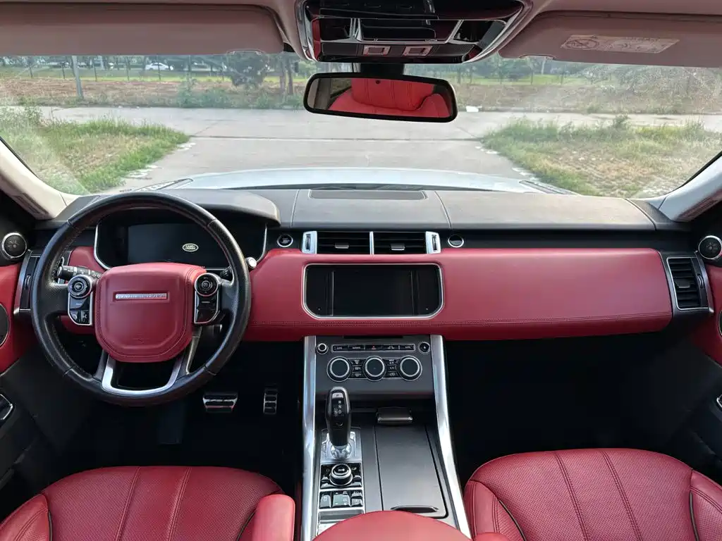 Land Rover Range Rover Sport 2015 — фото 11