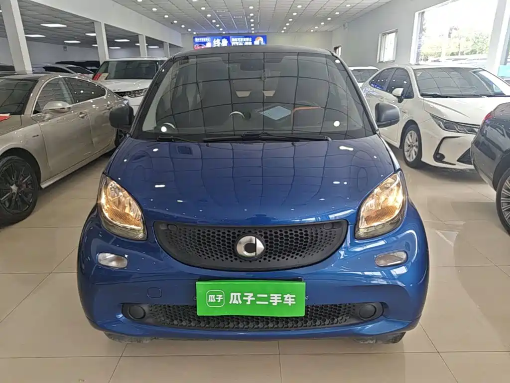 smart fortwo 2016 — фото 3