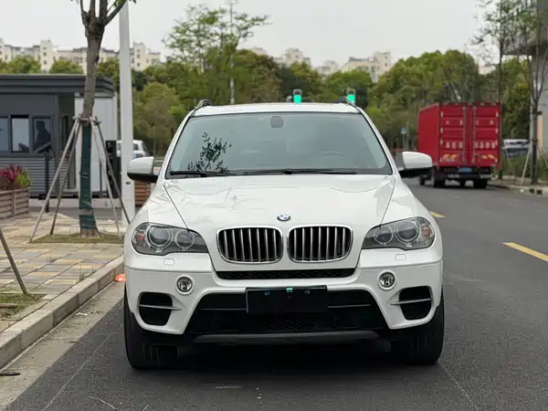BMW X5 2011
