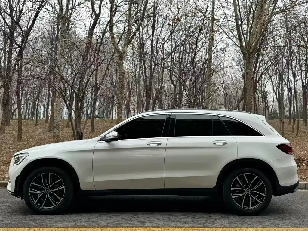Mercedes-Benz GLC 2021 — фото 13