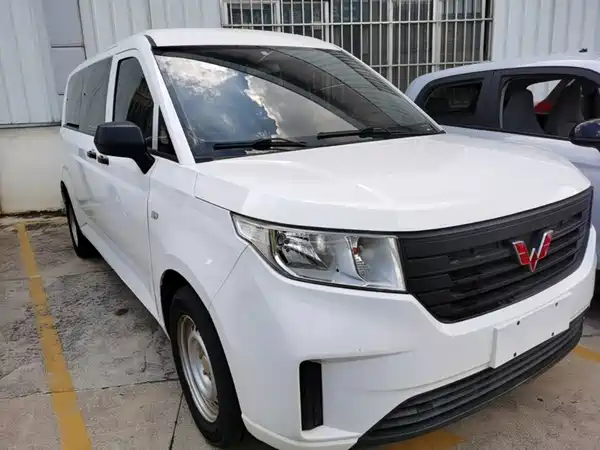 Wuling Journey 2022