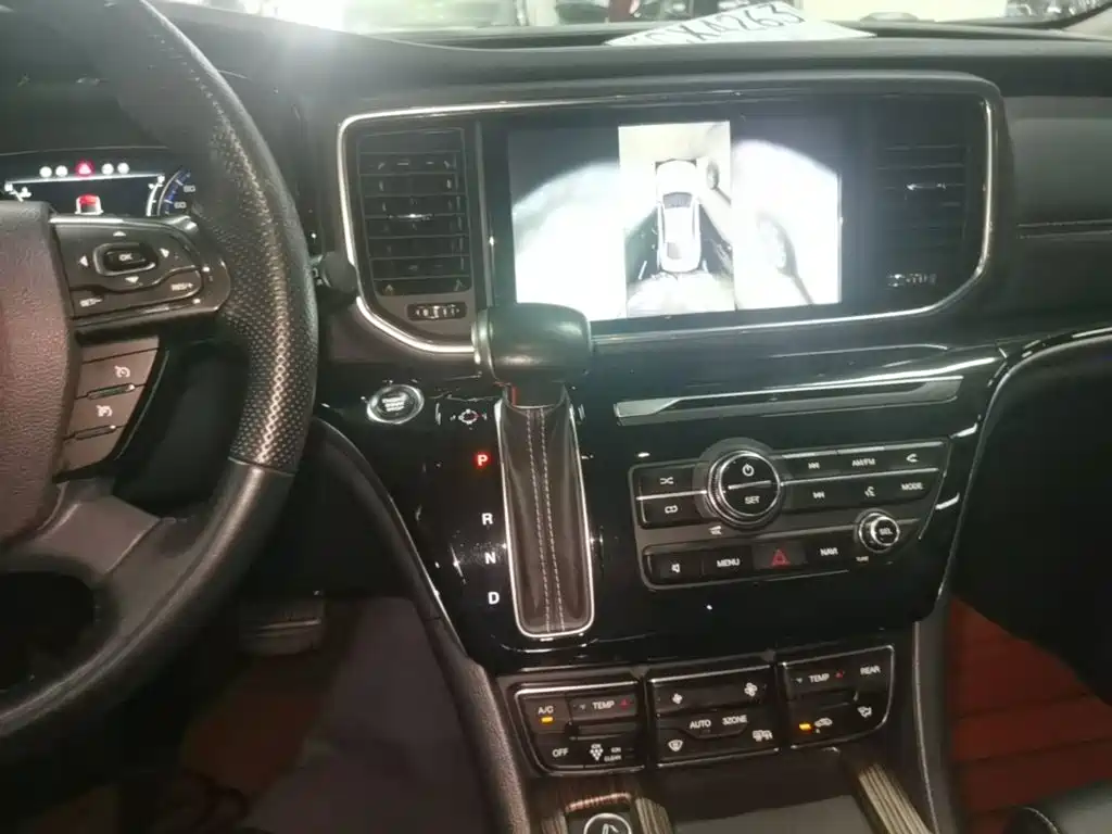 GAC Trumpchi M8 2020 — фото 13