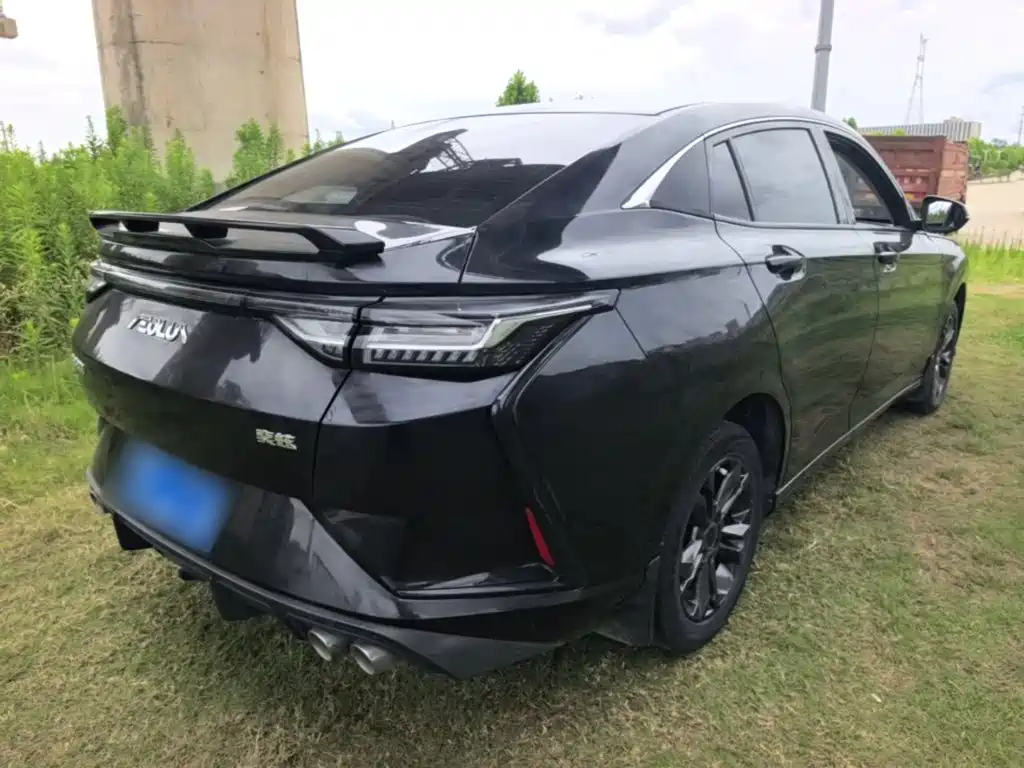Dongfeng Yixuan 2022