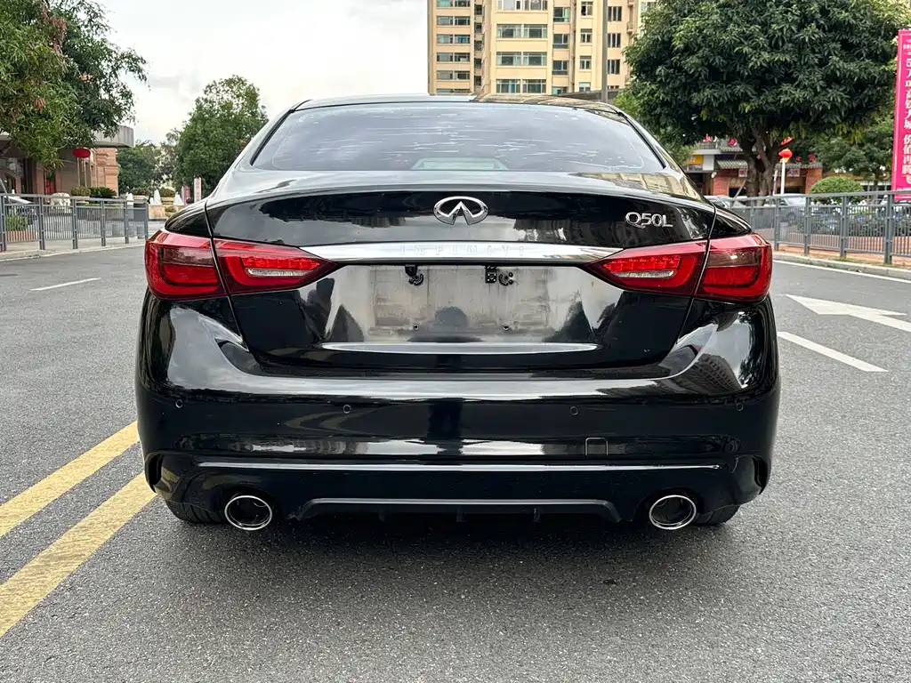 Infiniti Q50L 2018 — фото 8