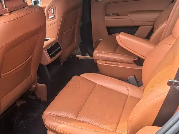 Li Auto L8 2023