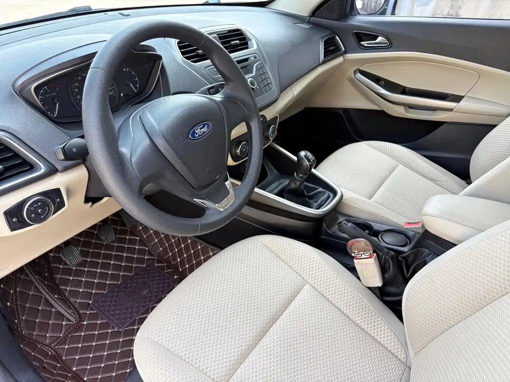 Ford Forrest 2016