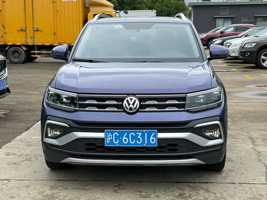 Volkswagen T-Cross 2020 — фото 1