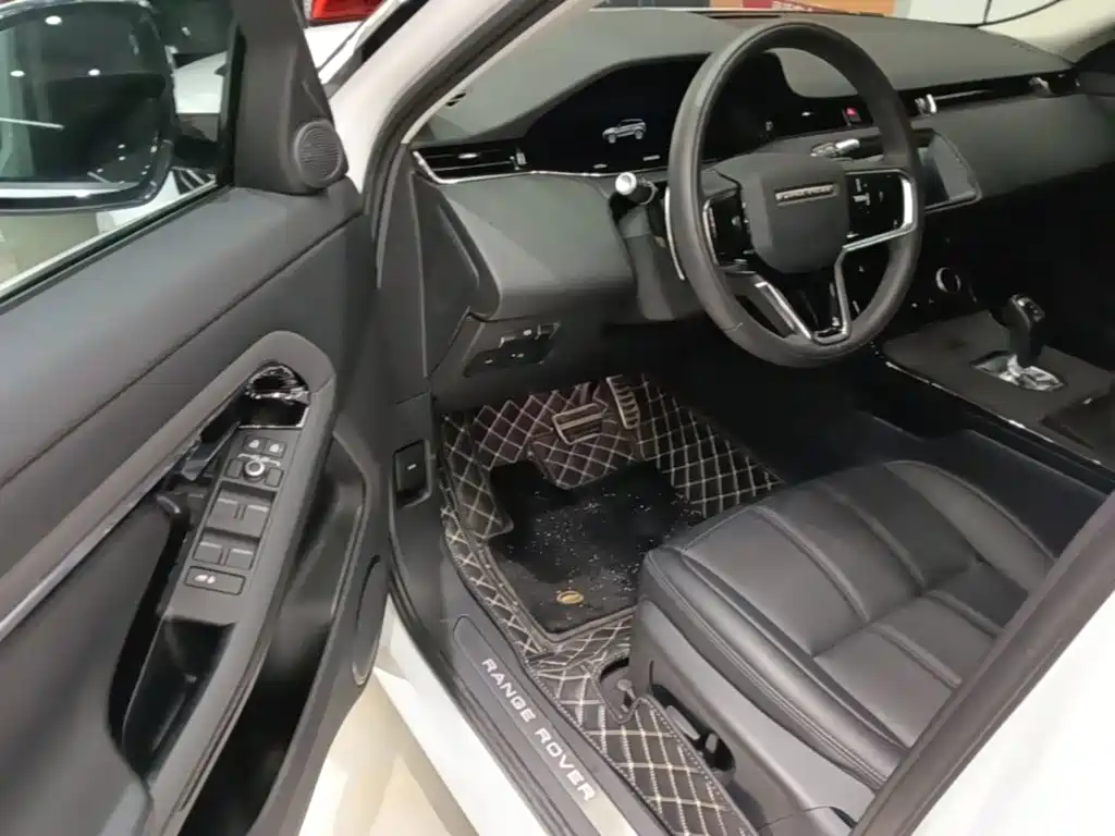 Land Rover Evoque 2022 — фото 16