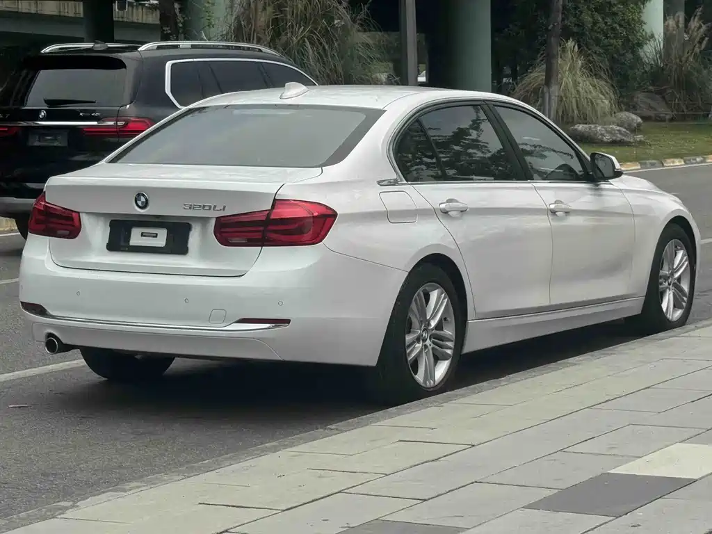 BMW 3 Series 2016