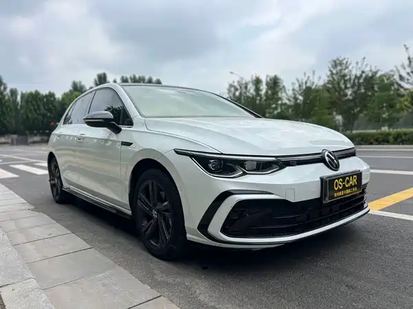 Volkswagen Golf 2022