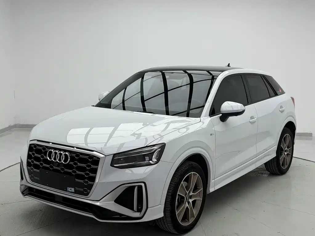 Audi Q2L 2022