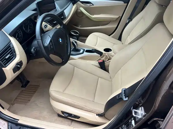 BMW X1 2012
