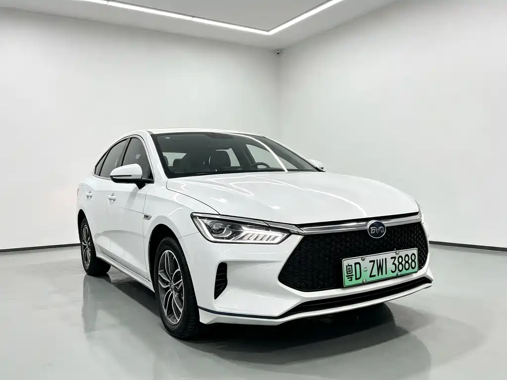 BYD e2 2022