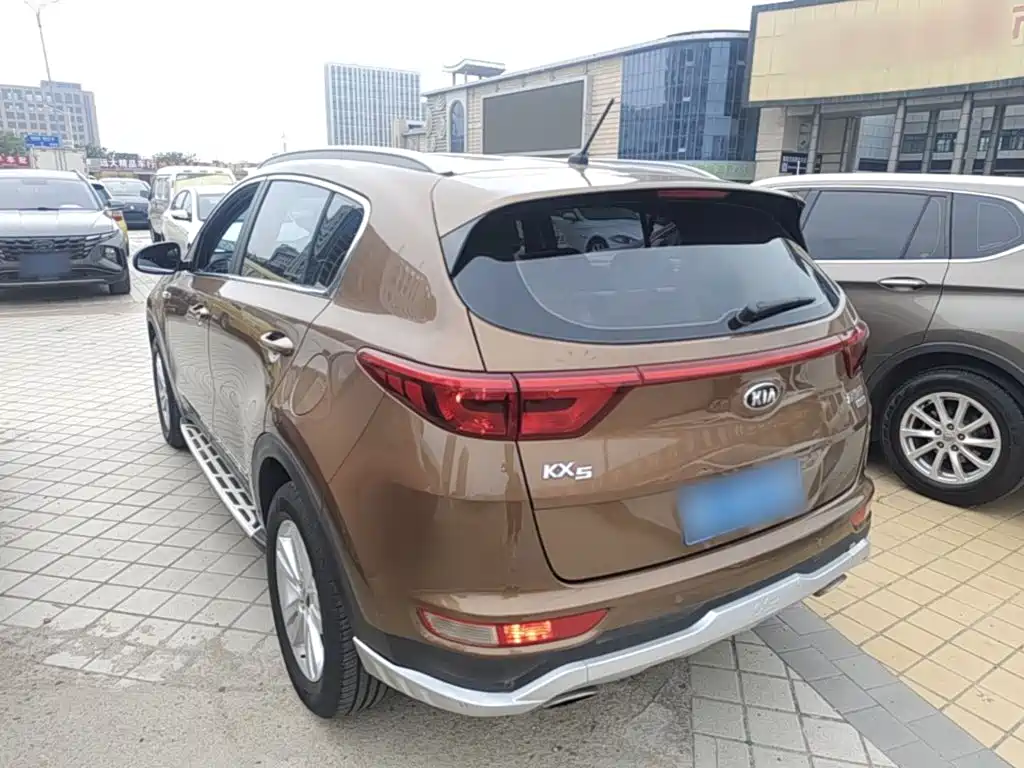 Kia KX5 2016 — фото 5