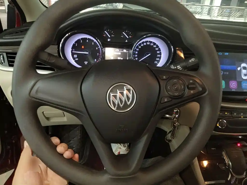 Buick Verano 2018 — фото 11