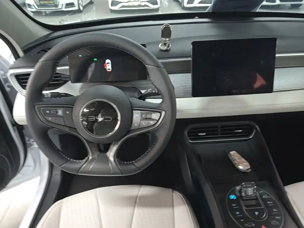 BYD Seal 05 DM-i 2025 — фото 7
