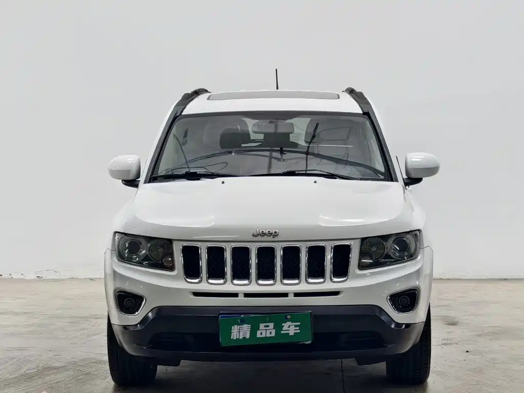 Jeep Compass 2013 — фото 2