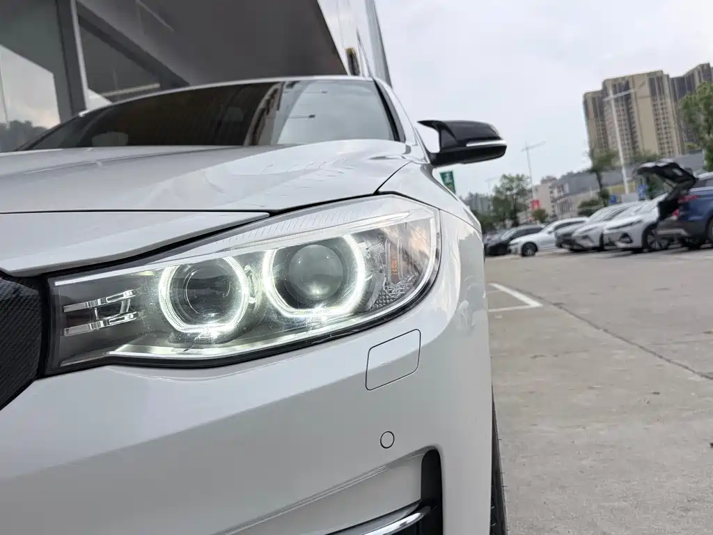 BMW 3 Series GT 2016 — фото 12