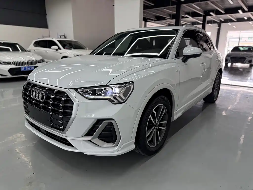 Audi Q3 2022