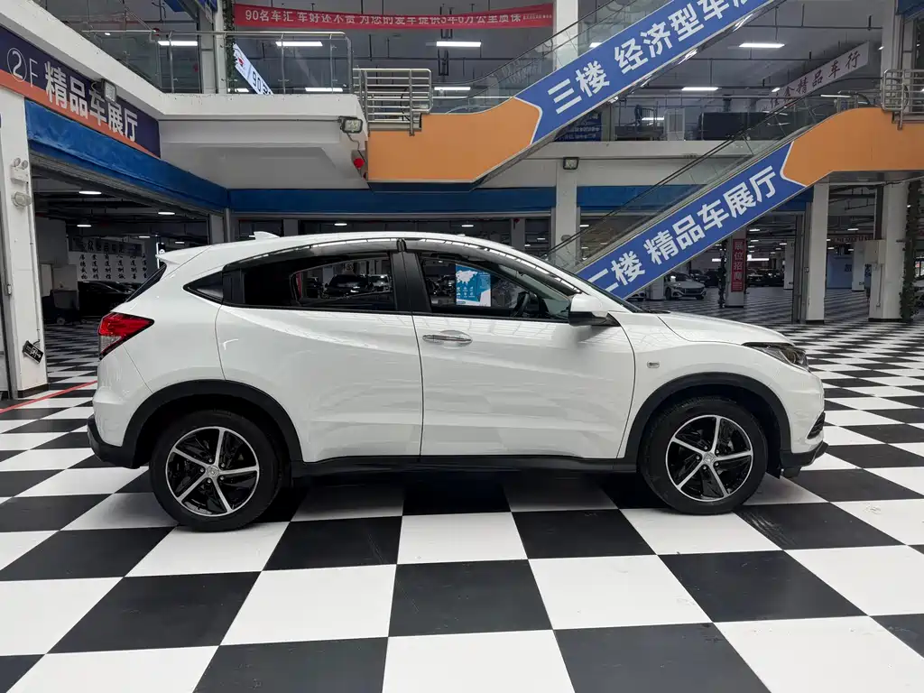 Honda Vezel 2021 — фото 4