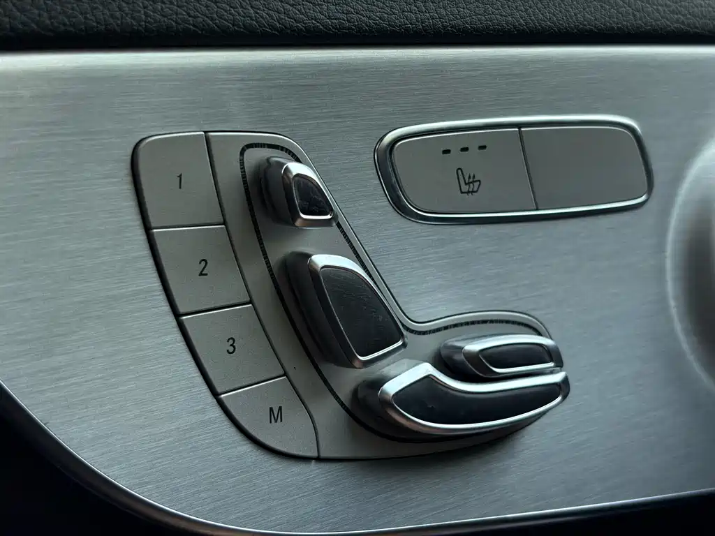 Mercedes-Benz C-Class AMG 2020 — фото 14