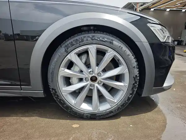 Audi A6 2025