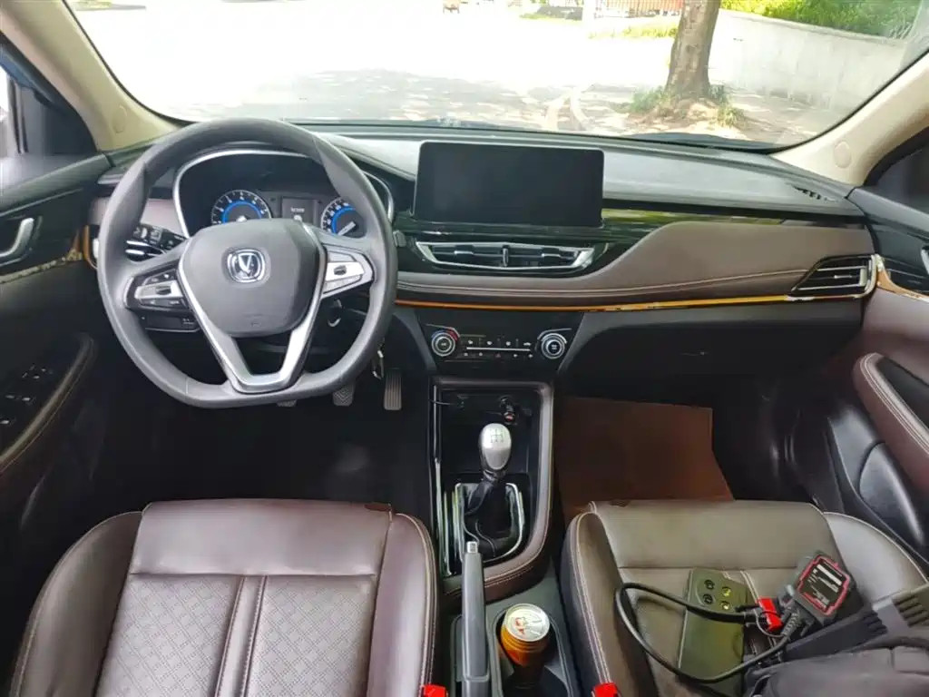 Changan Eado DT 2018 — фото 10