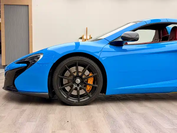 McLaren 12C 2015