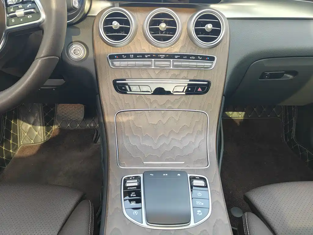 Mercedes-Benz GLC 2022 — фото 13