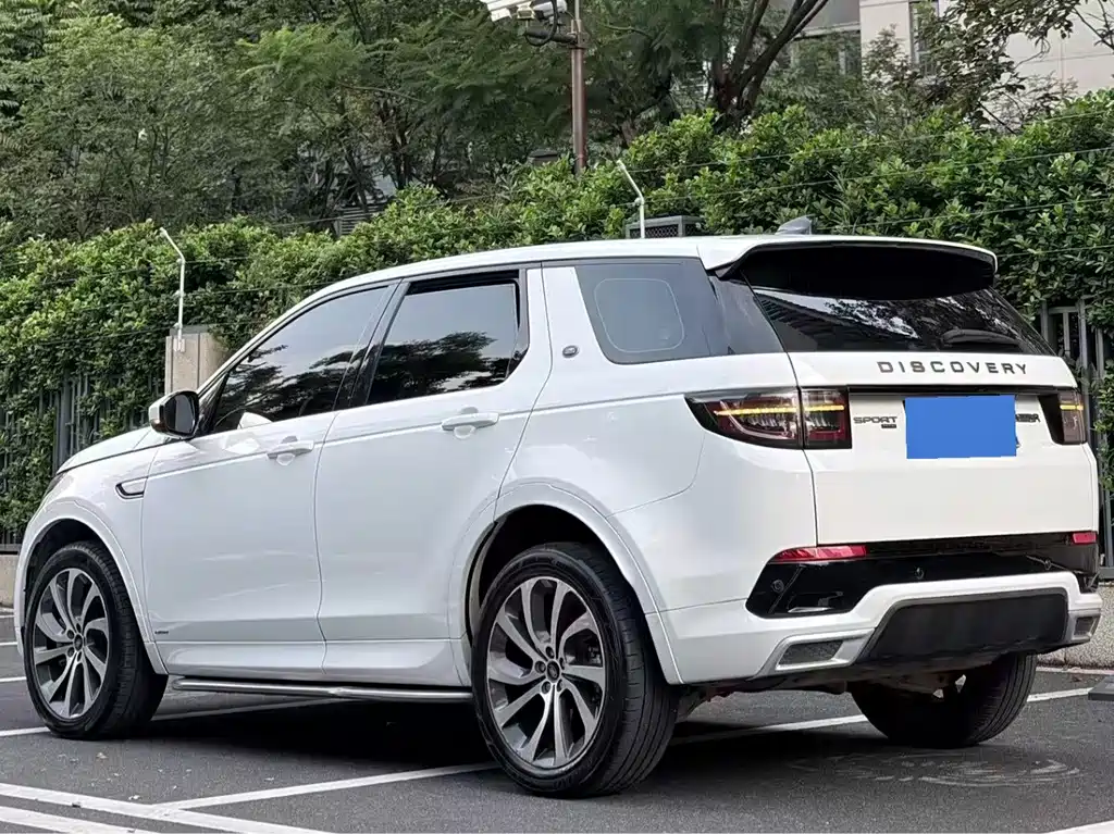 Land Rover Discovery Sport 2022 — фото 3