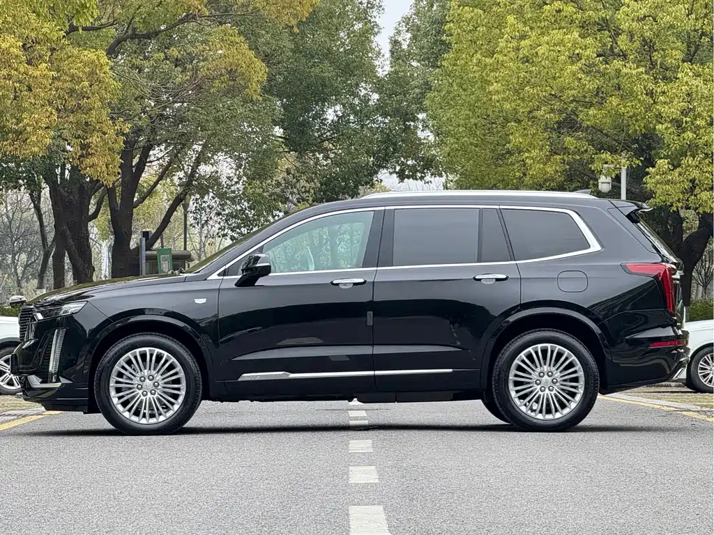 Cadillac XT6 2025 — фото 24