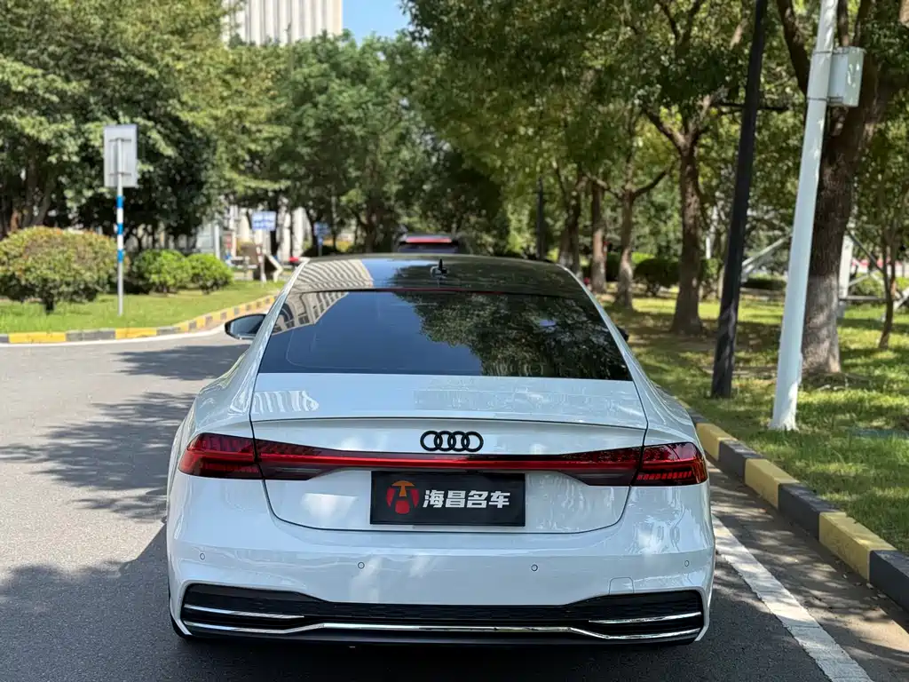 Audi A7 2022 — фото 5