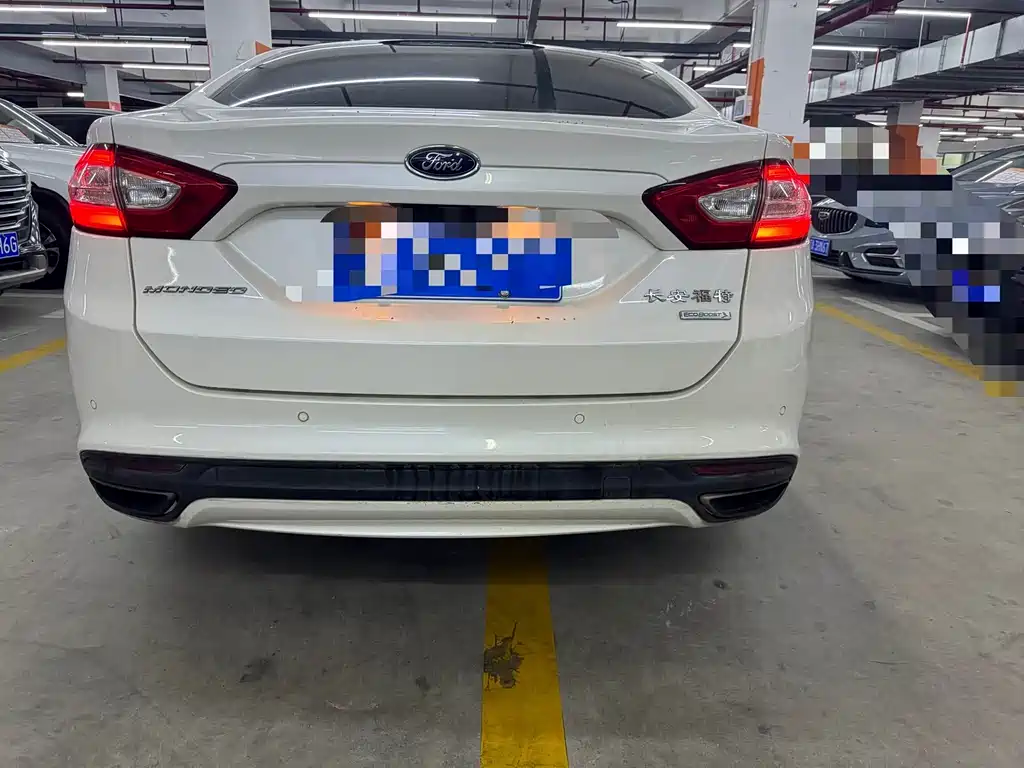 Ford Mondeo 2016 — фото 10