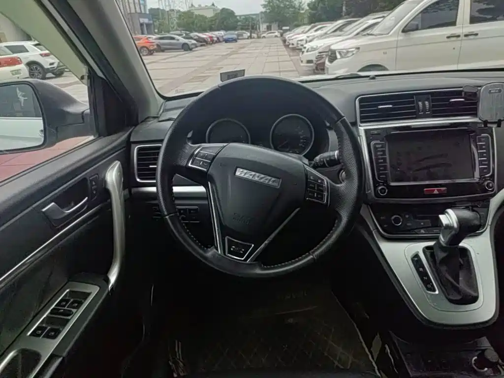 Haval M6 2018 — фото 11
