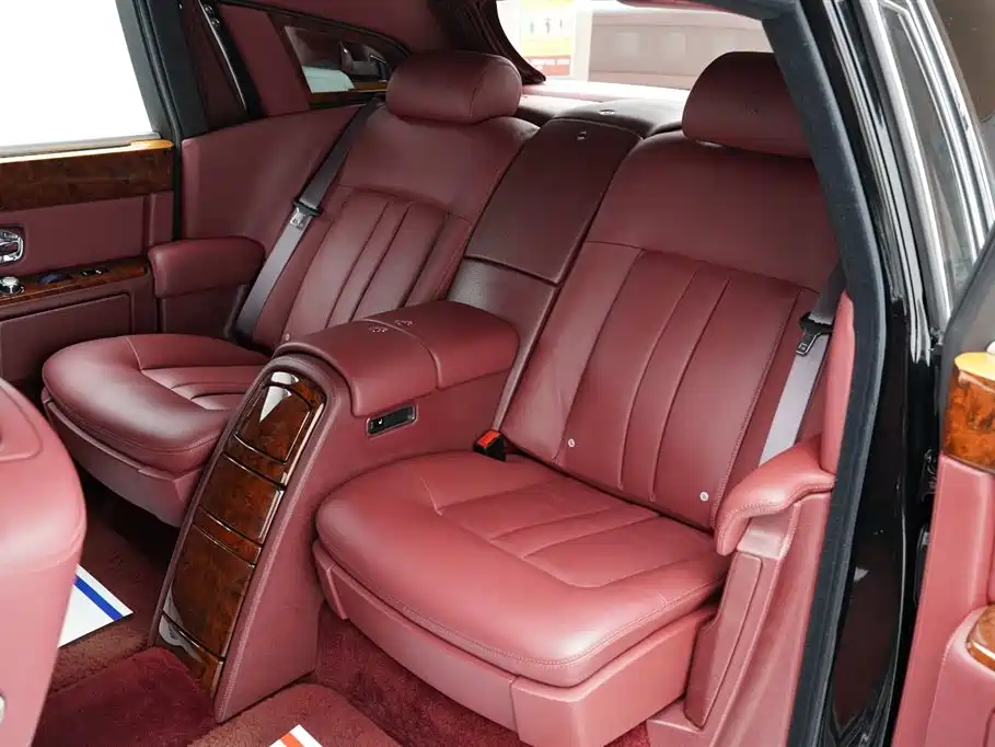 Rolls-Royce Phantom 2013 — фото 13