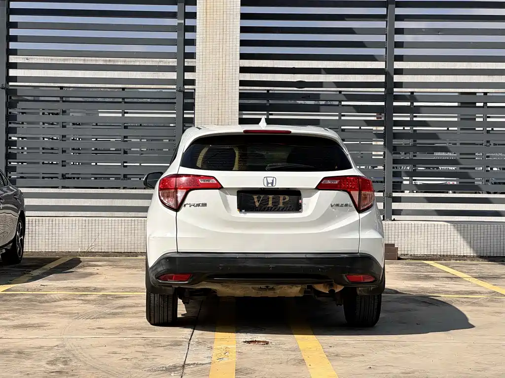 Honda Vezel 2017 — фото 9