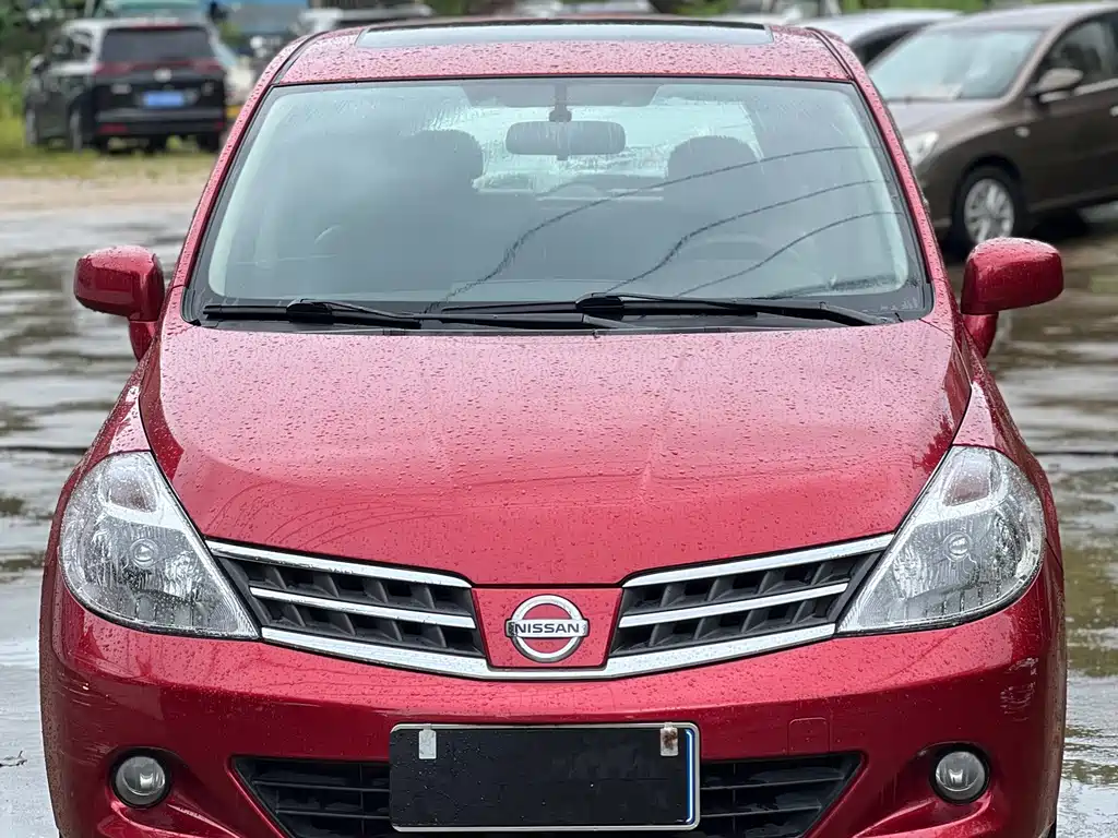 Nissan Tiida 2009
