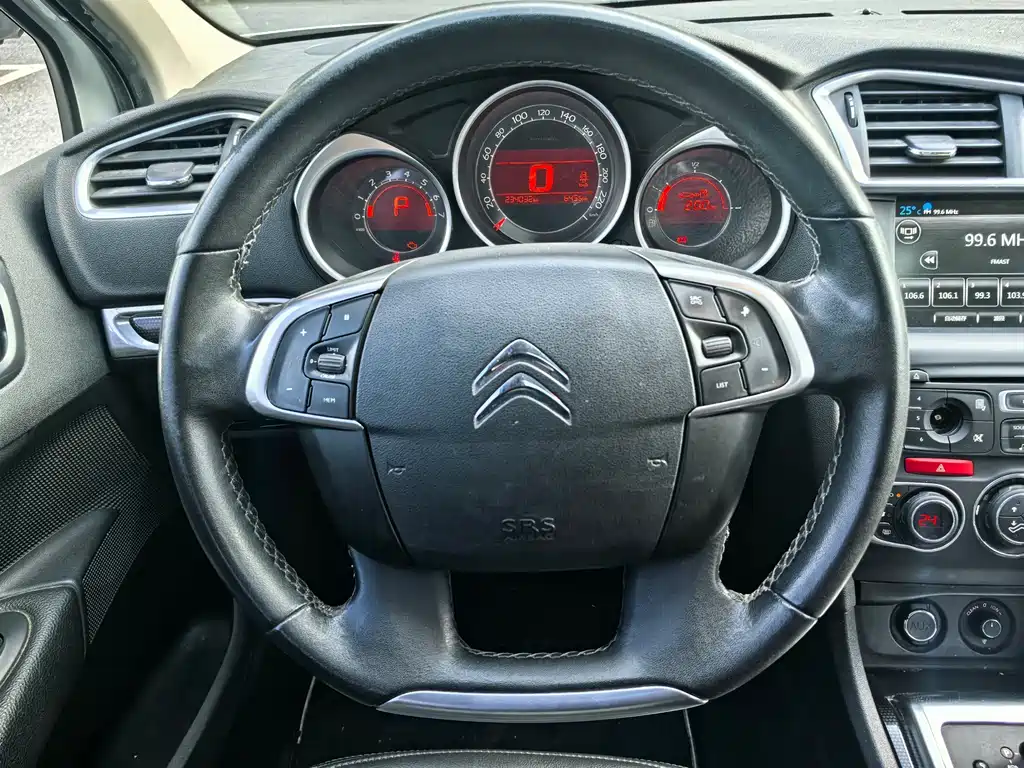 Citroën C4L 2014 — фото 15